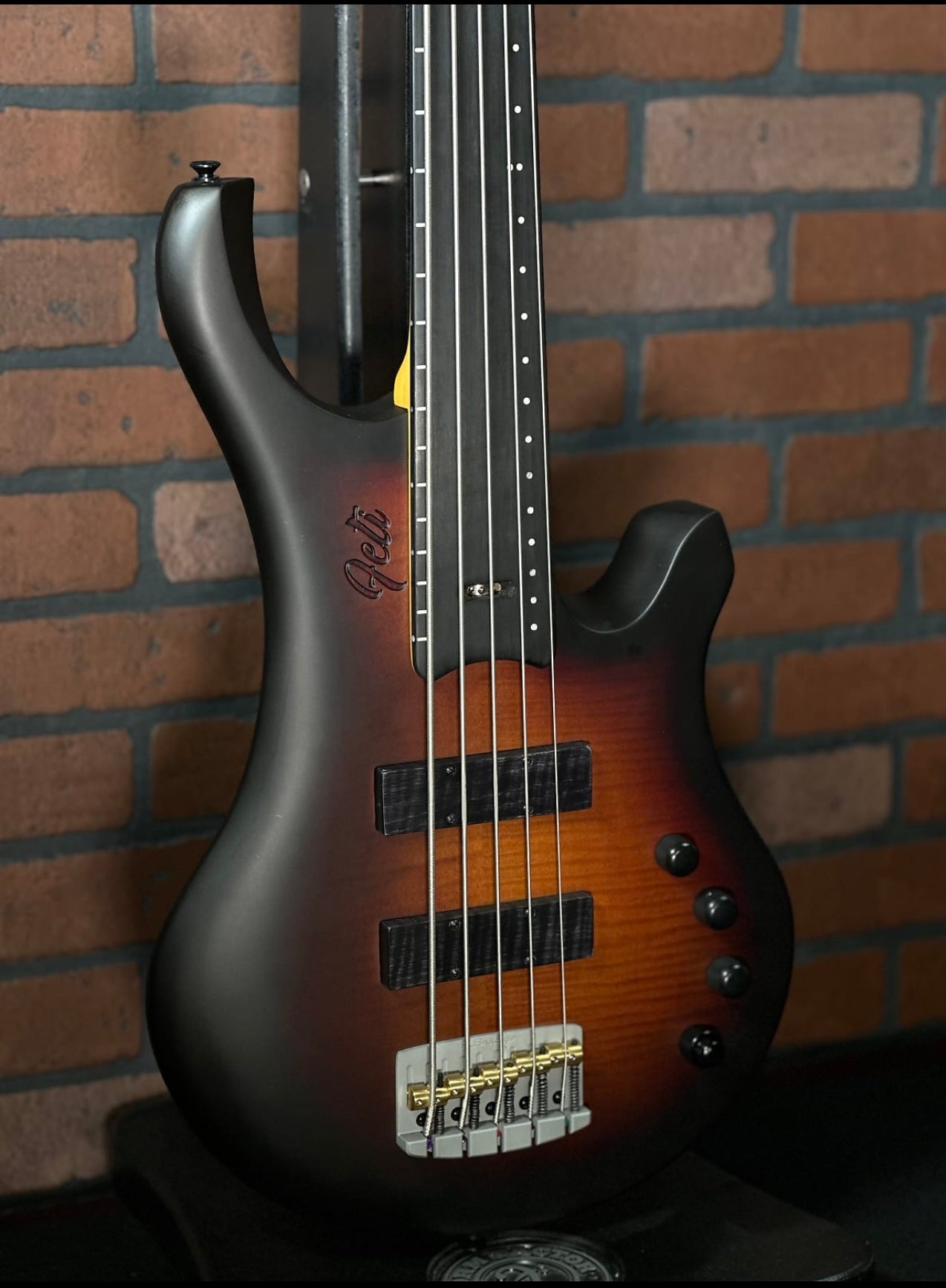 Woodcraft ELECTRIC GUITAR Fretless FeTi Fly JB 5 "Jazz Bass"