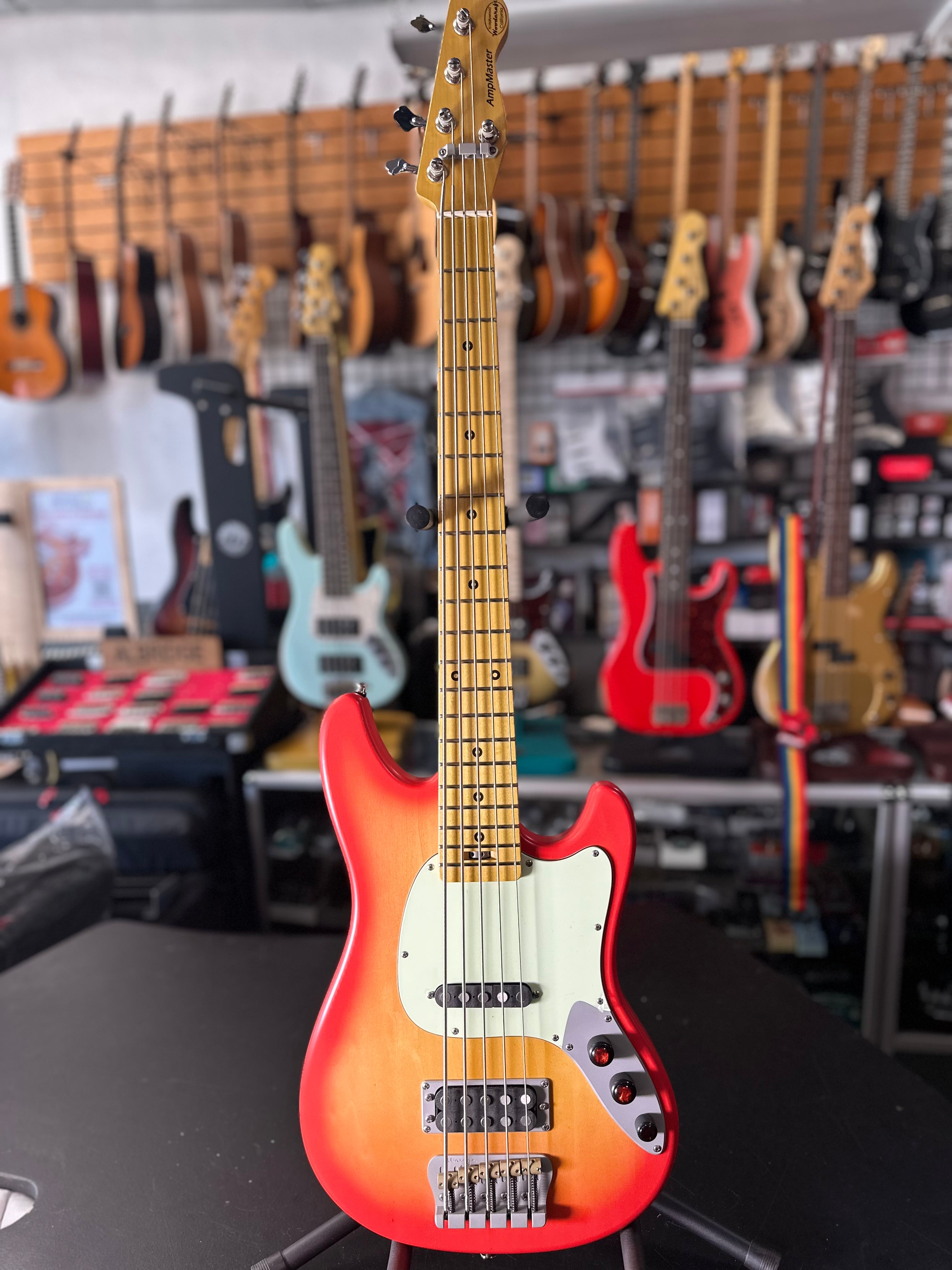 Ampmaster 5 String Dual Pickup Short scale 30" Electric Bass Guitar Sienna Burst Satin Nitro
