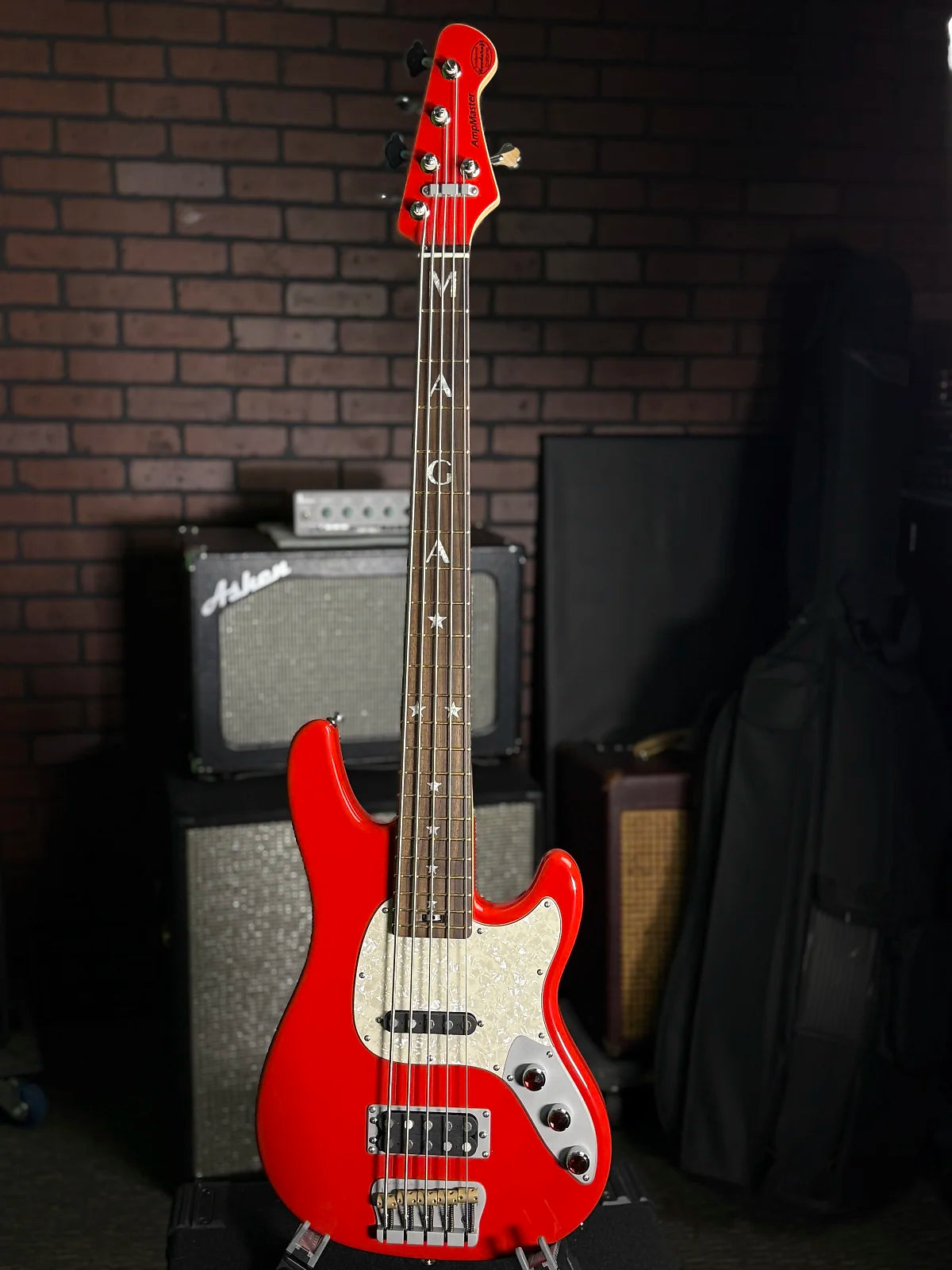 Woodcraft Ampmaster 5 String Medium scale 32" Electric Bass Guitar High Gloss