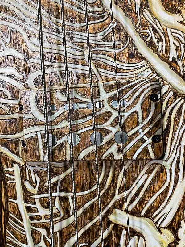 Short Scale bass Form Factor Audio Wombat Pyrographic 4-String Terminator Bass