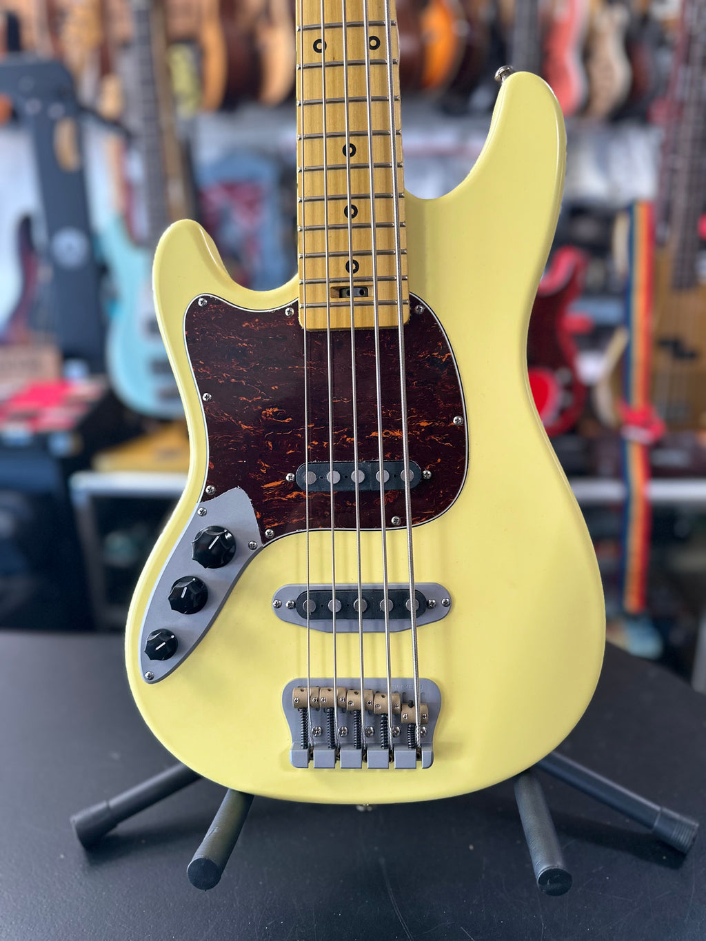 AmpMaster 5 Bass short scale 30" LEFT - Vintage White