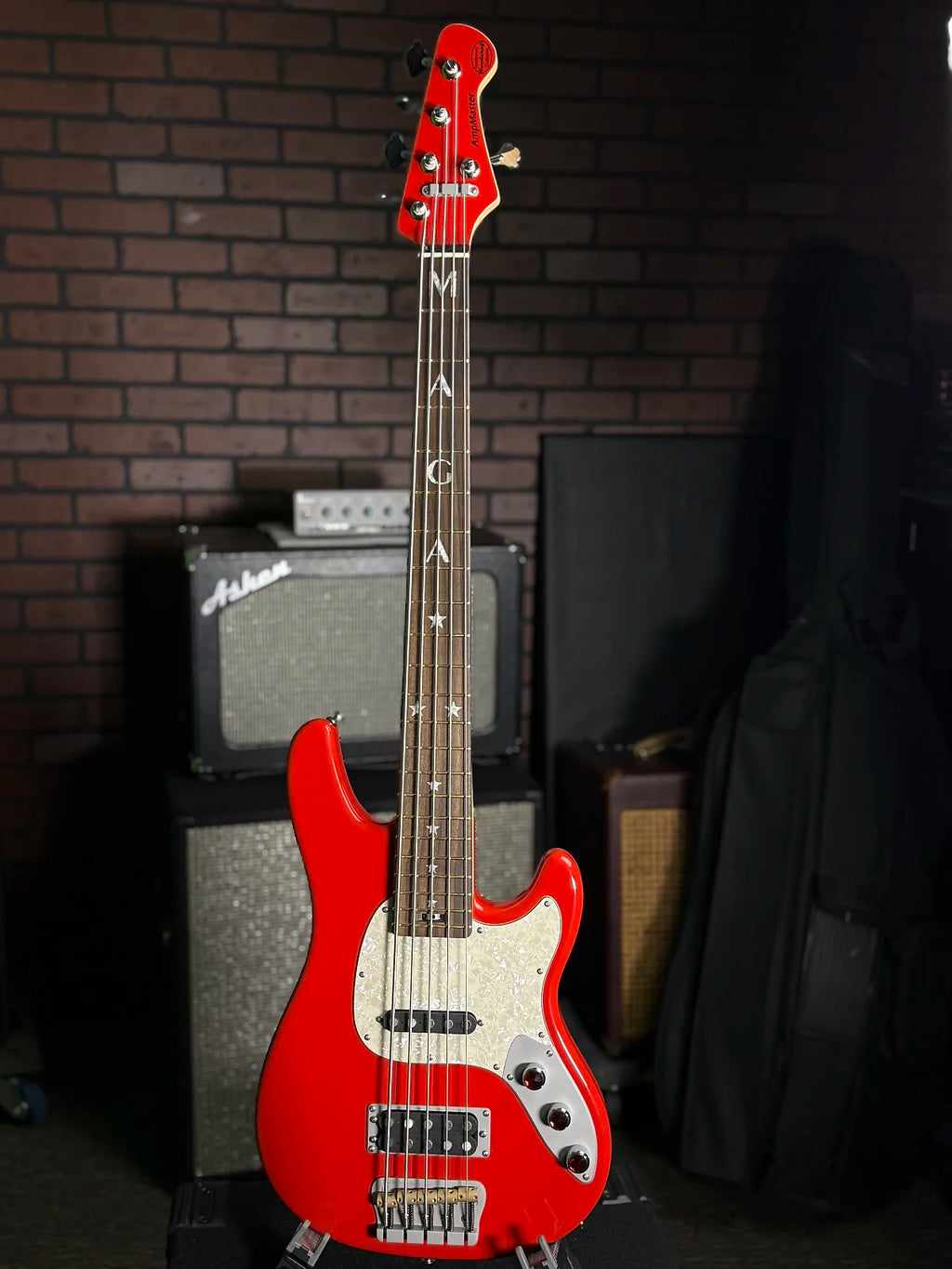 Woodcraft Ampmaster 5 String Medium scale 32" Electric Bass Guitar High Gloss