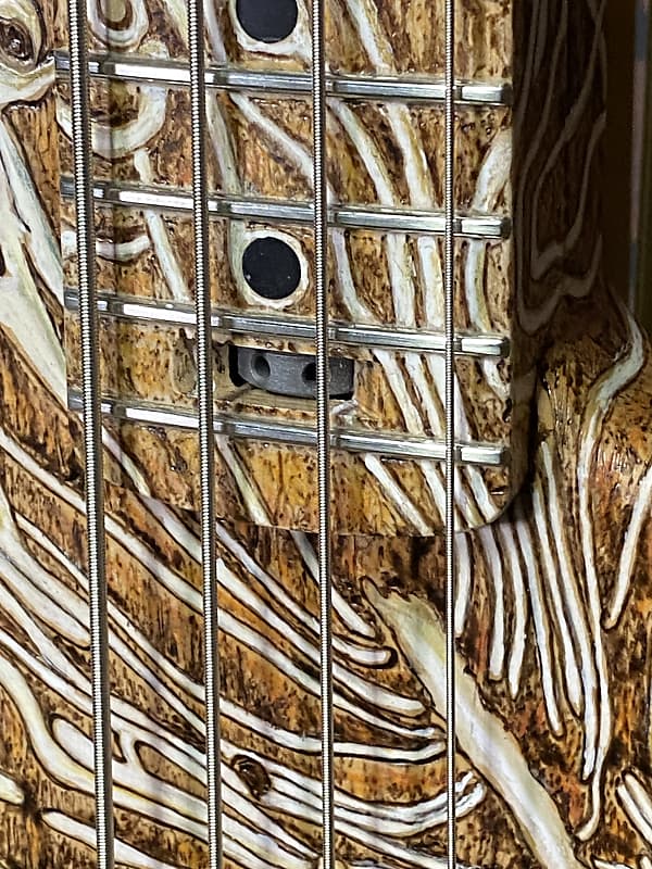 Short Scale bass Form Factor Audio Wombat Pyrographic 4-String Terminator Bass