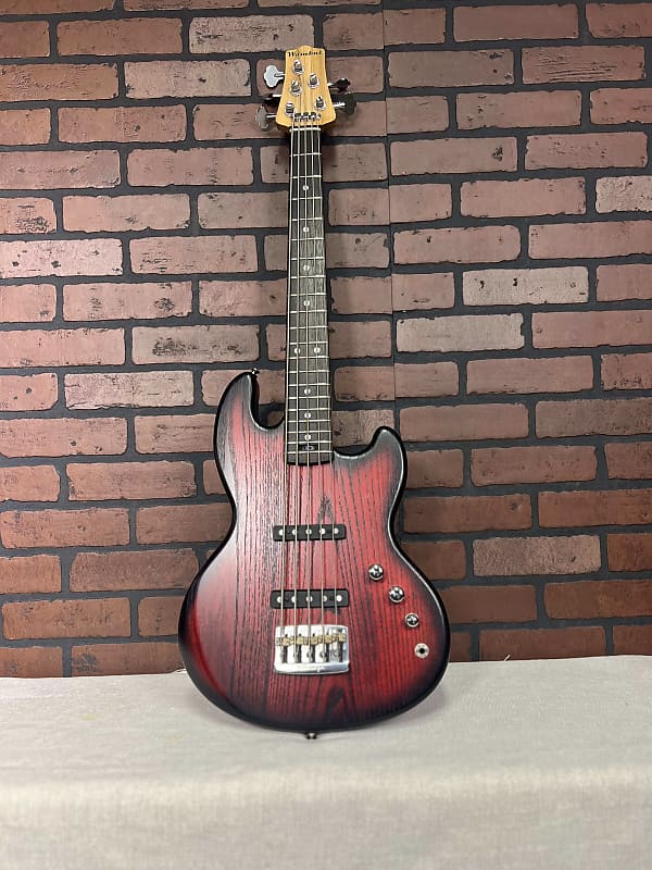 Short Scale Wombat 5 bass by Form Factor Audio Mini-Scale (27")