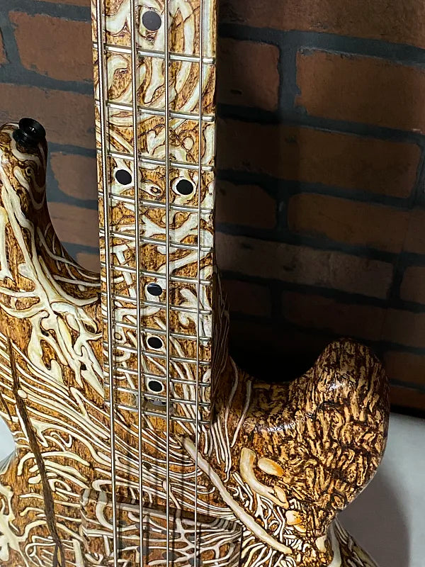 Short Scale bass Form Factor Audio Wombat Pyrographic 4-String Terminator Bass