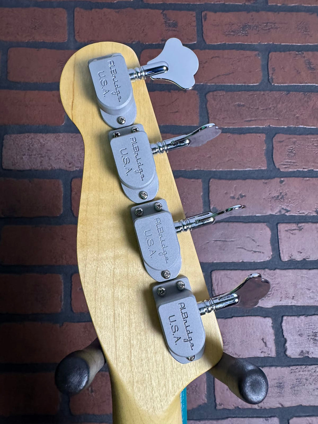 Woodcraft T. Master Telecaster Style Short-Scale Bass - Green Golden Ash