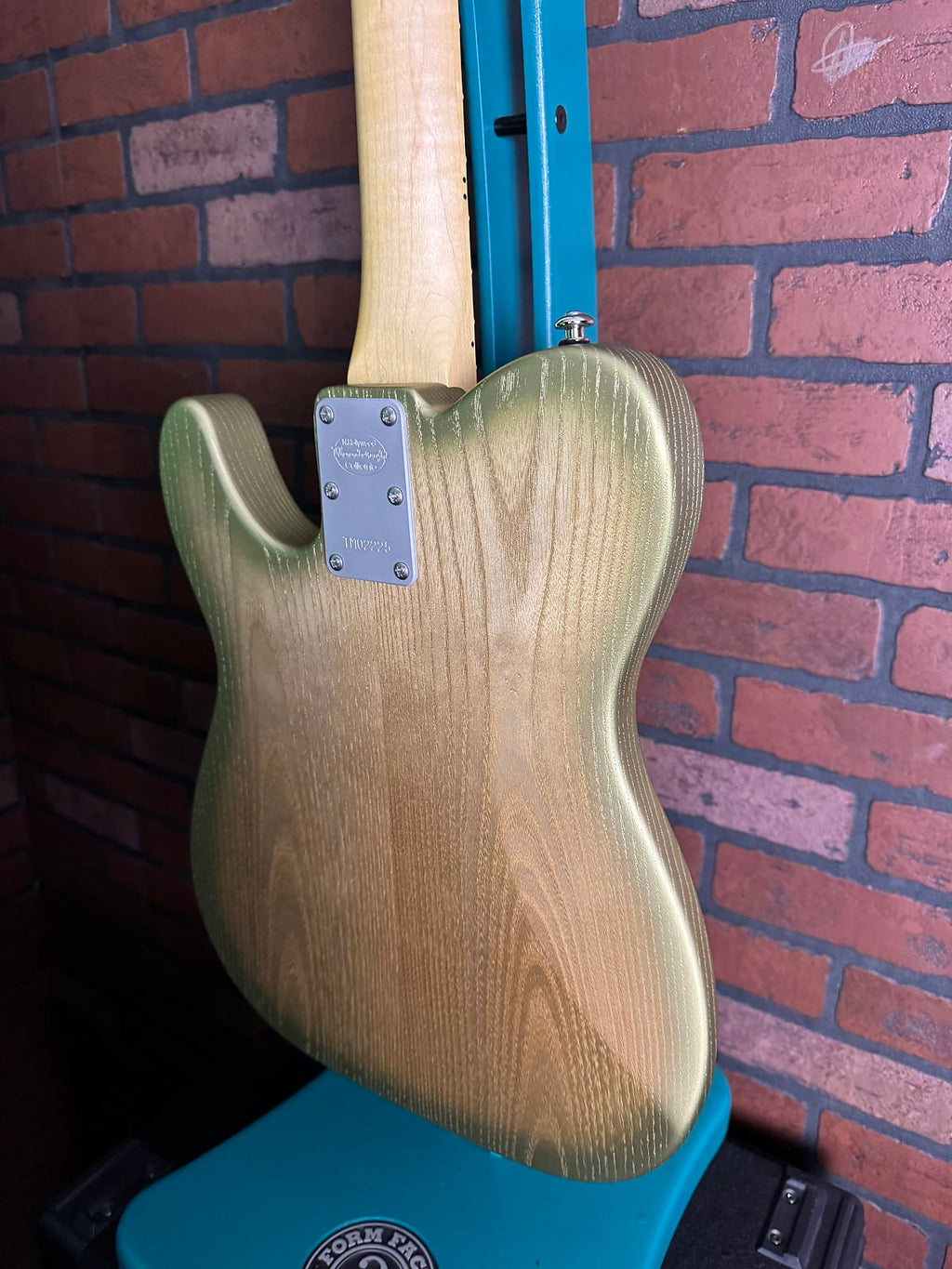 Woodcraft T. Master Telecaster Style Short-Scale Bass - Green Golden Ash