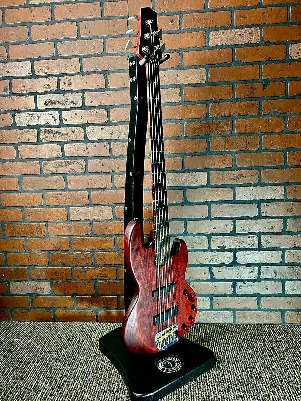 Form Factor Audio Wombat BSS 5 Burgundy Satin bass 35" scale