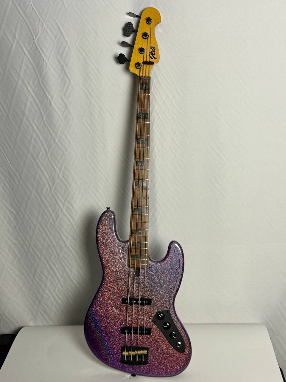 Woodcraft electric guitars Feti JB-4 - galaxy purple Custom