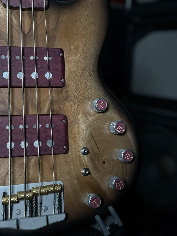 Form Factor Audio Wombat 250 years Old Walnut 4-String Bass Guitar 34" Scale