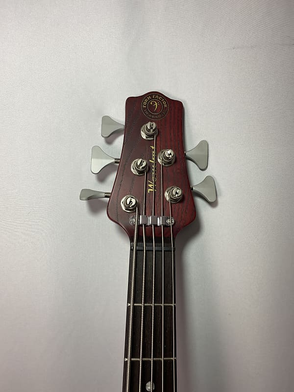 Form Factor Audio Wombat BSS 5 Burgundy Satin bass 35" scale