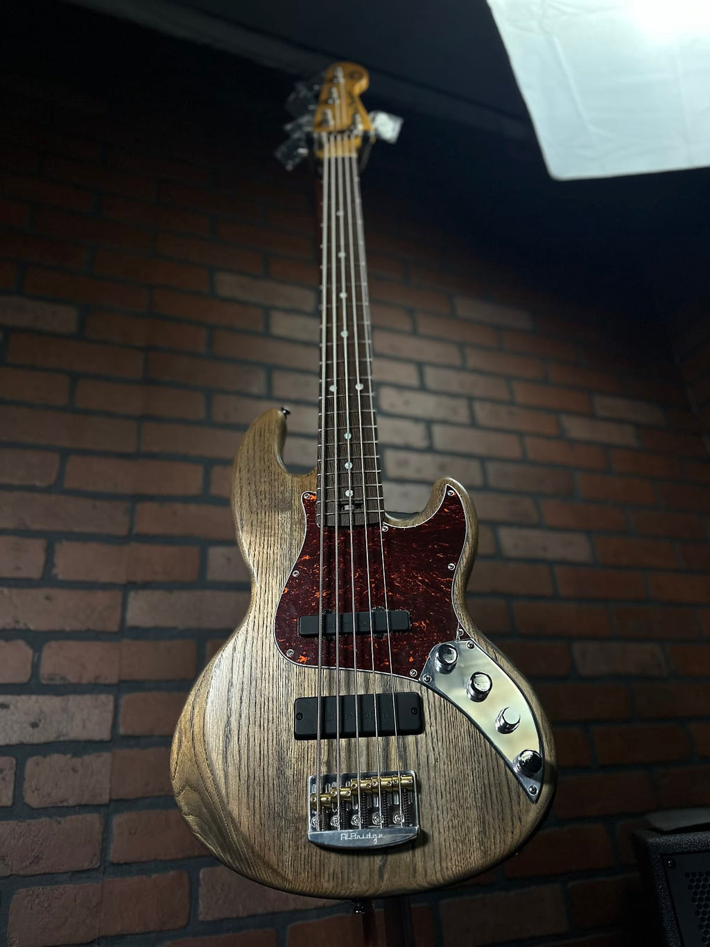 Form Factor Audio Wombat JS5 Short Scale (30”) Electric Bass Guitar Barnwood, 100% Brushed Satin